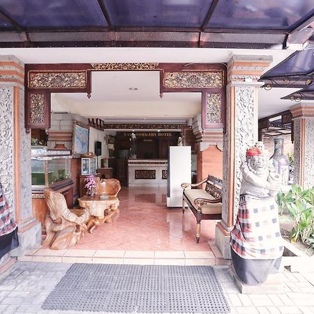 Hotel Reddoorz @ Legian Street Kuta Lombok Exterior foto